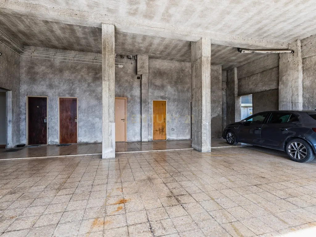 Apartamento no centro histórico da cidade de leiria I 6 quartos I investimento I rentabilidade de 6,4 % - Image 30