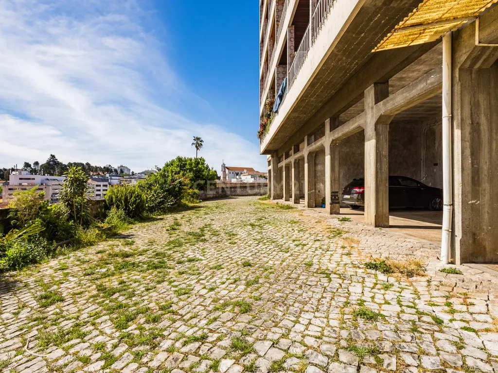 Apartamento no centro histórico da cidade de leiria I 6 quartos I investimento I rentabilidade de 6,4 % - Image 32