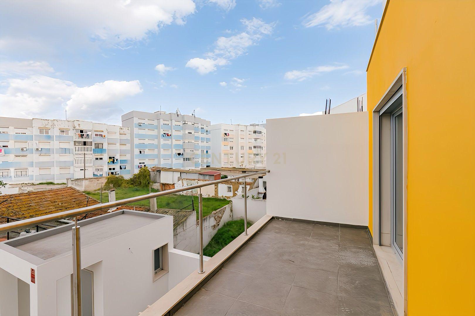Moradia T4 em Santo António da Charneca – Barreiro, Vinha da Padeira - Image 26