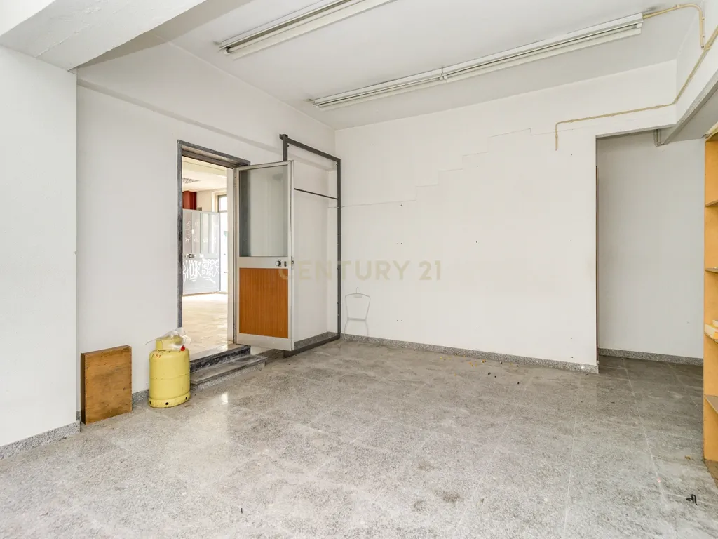 Edificio Comércio - Centro da Amadora, Rua Gonçalves Ramos - Image 26