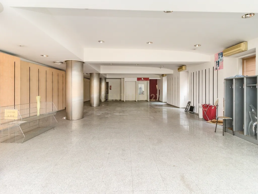 Edificio Comércio - Centro da Amadora, Rua Gonçalves Ramos - Image 17