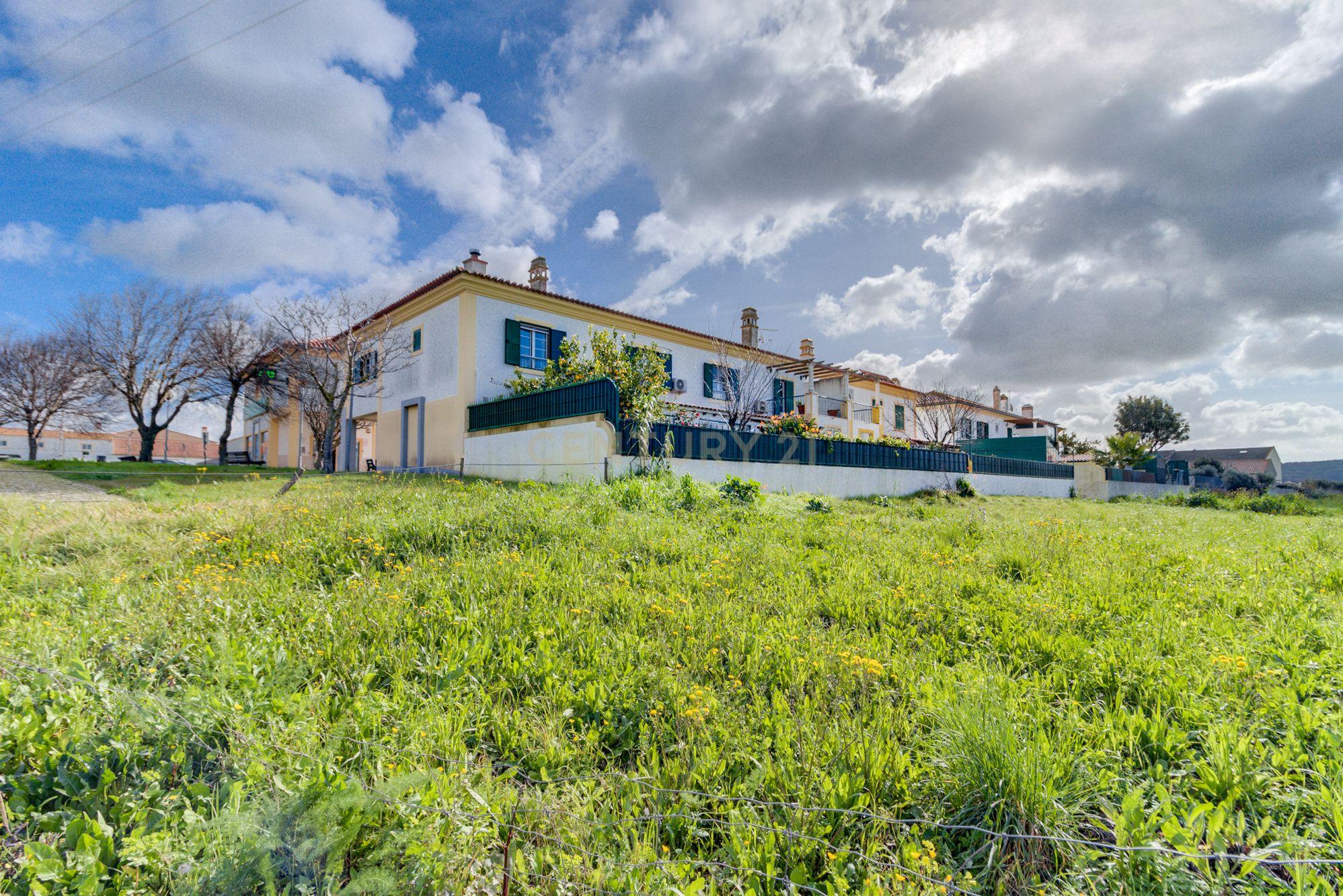 MORADIA T5 COM JARDIM, EM SANTO ANTÃO DO TOJAL - Image 54
