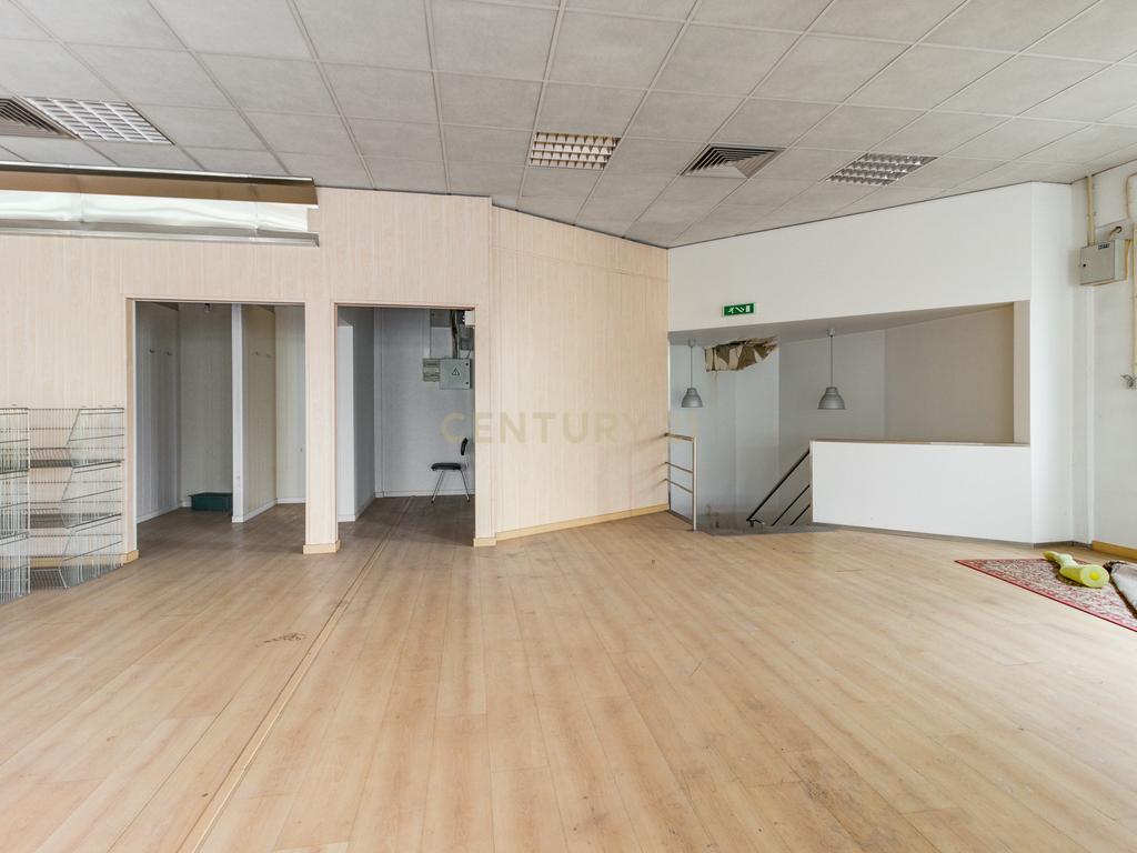 Edificio Comércio  - Centro da Amadora,  Rua Gonçalves Ramos - Image 33