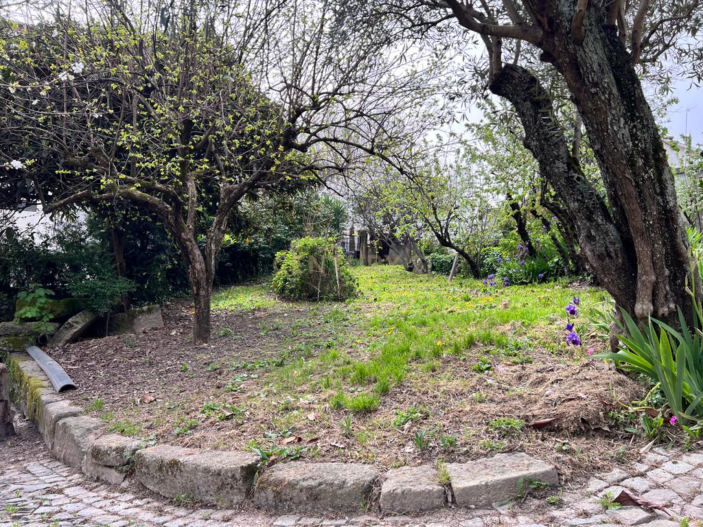 Lote urbano de 1440 metros quadrados situado no coração de Vila Real. - Image 11