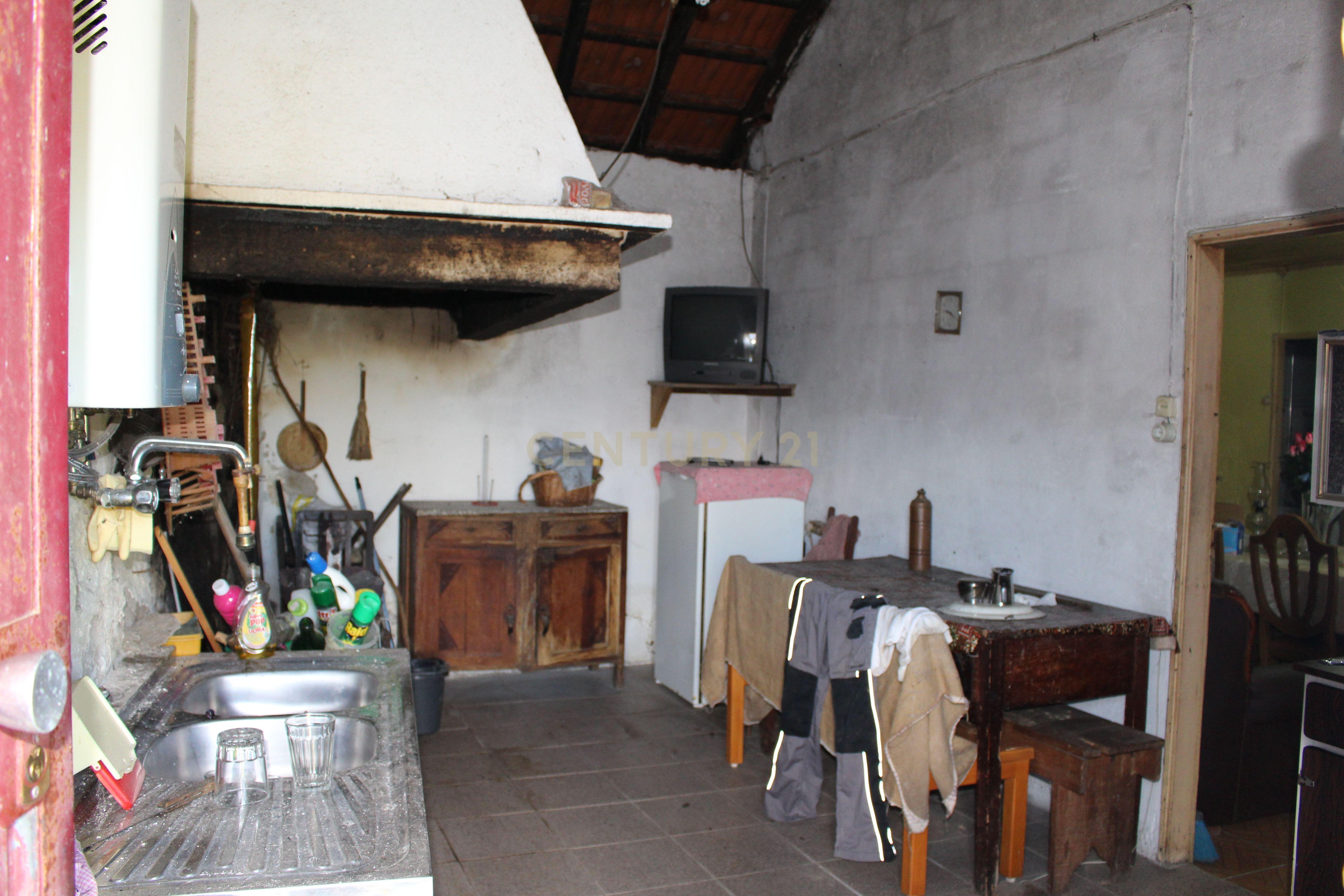 Moradia V2 em Oliveira do Douro, Cinfães - Image 7