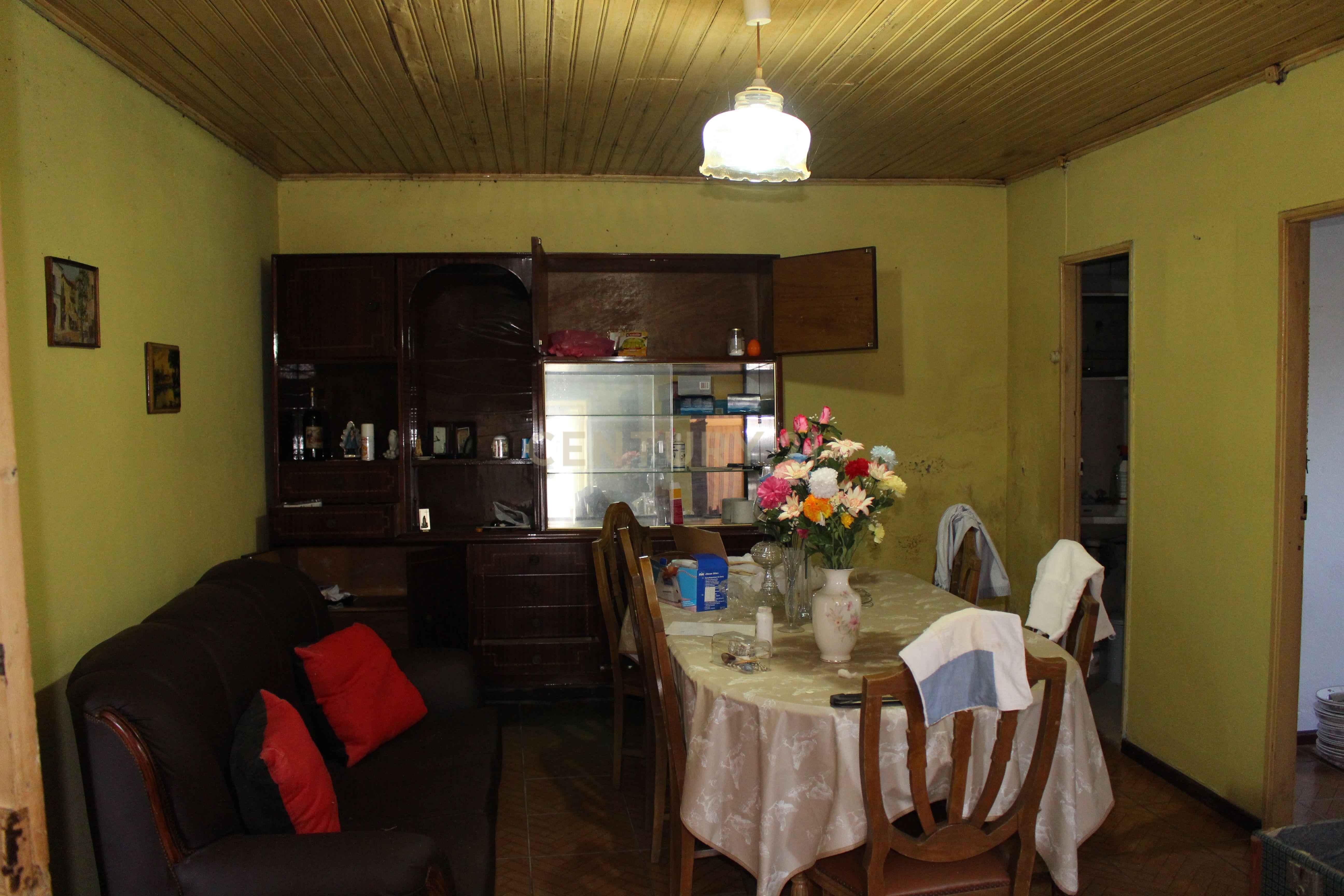Moradia V2 em Oliveira do Douro, Cinfães - Image 8
