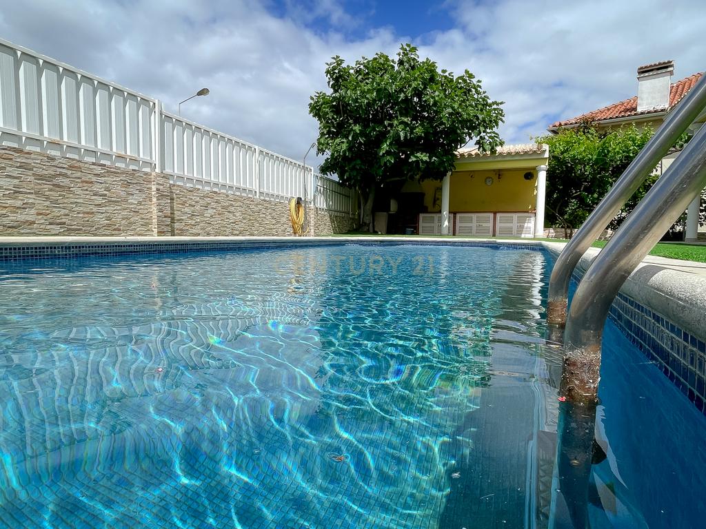 Moradia T4 Almada I Vale Flores I Piscina I Garagem - Image 39