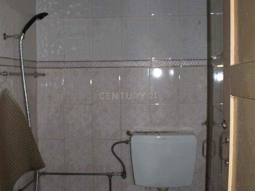 Casa para Recuperação em Cinfães - Oportunidade Única! - Image 5