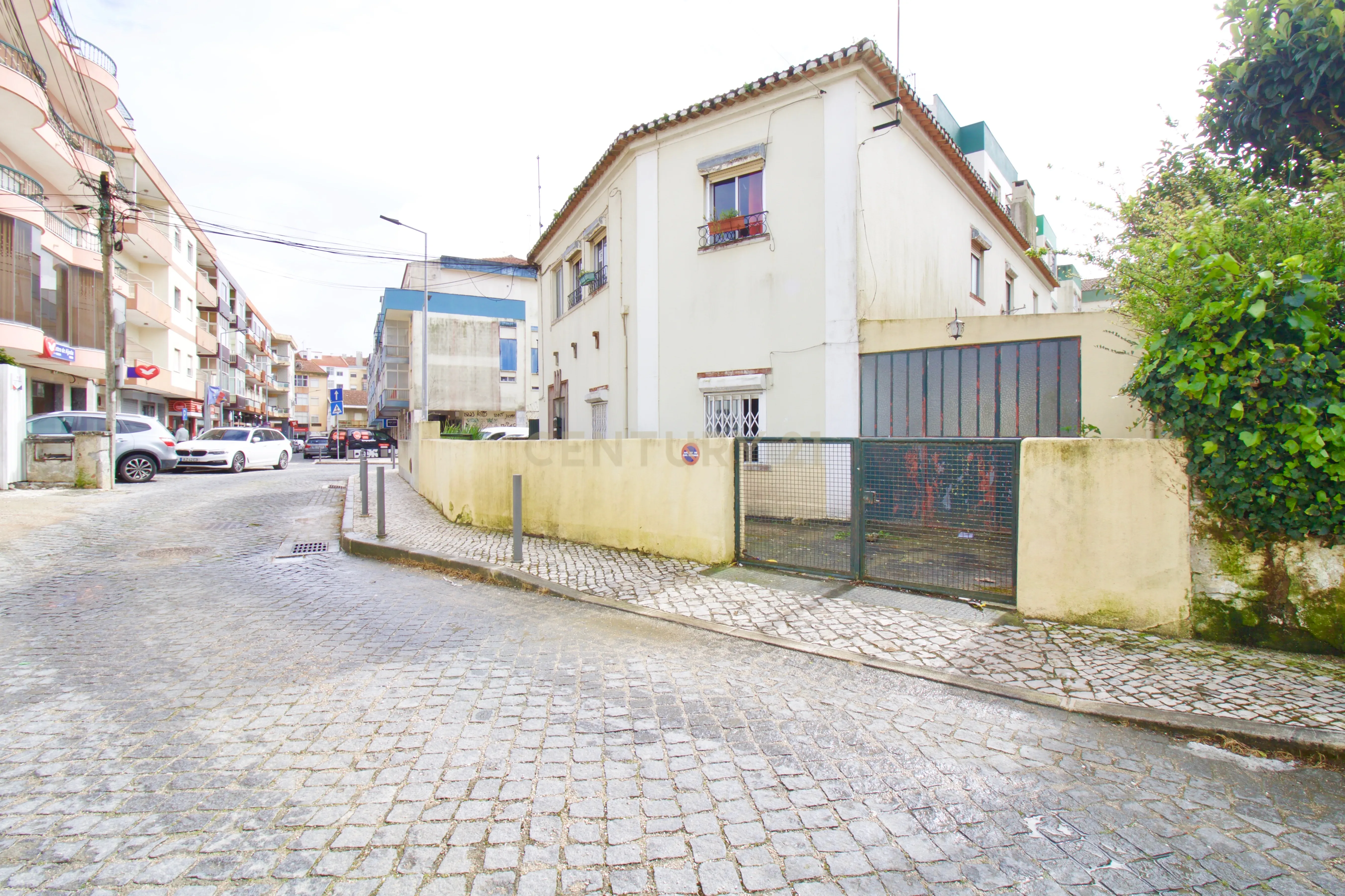 Apartamento com 2 quartos no centro de Mem Martins com Logradouro - Image 7