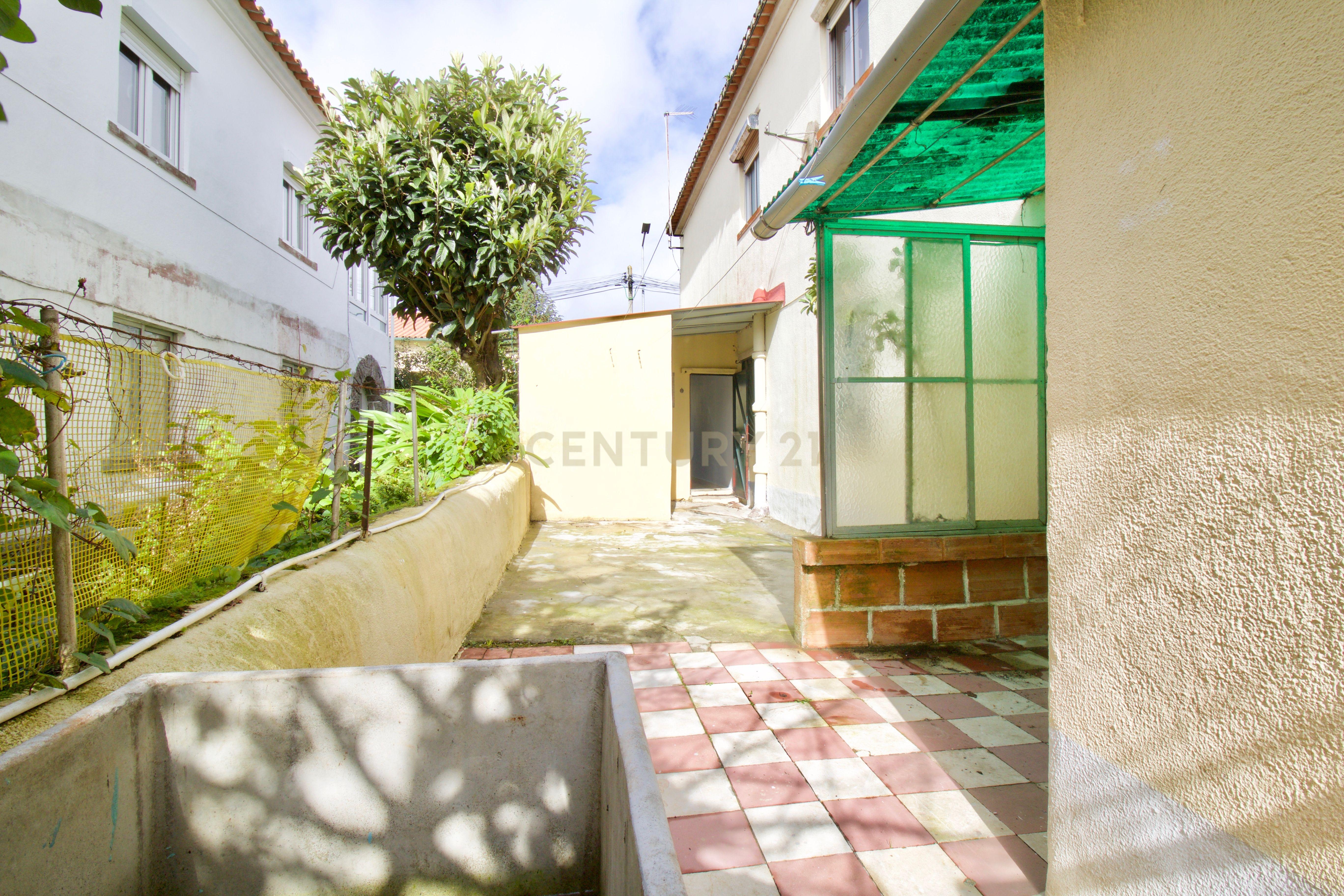 Apartamento com 2 quartos no centro de Mem Martins com Logradouro - Image 29