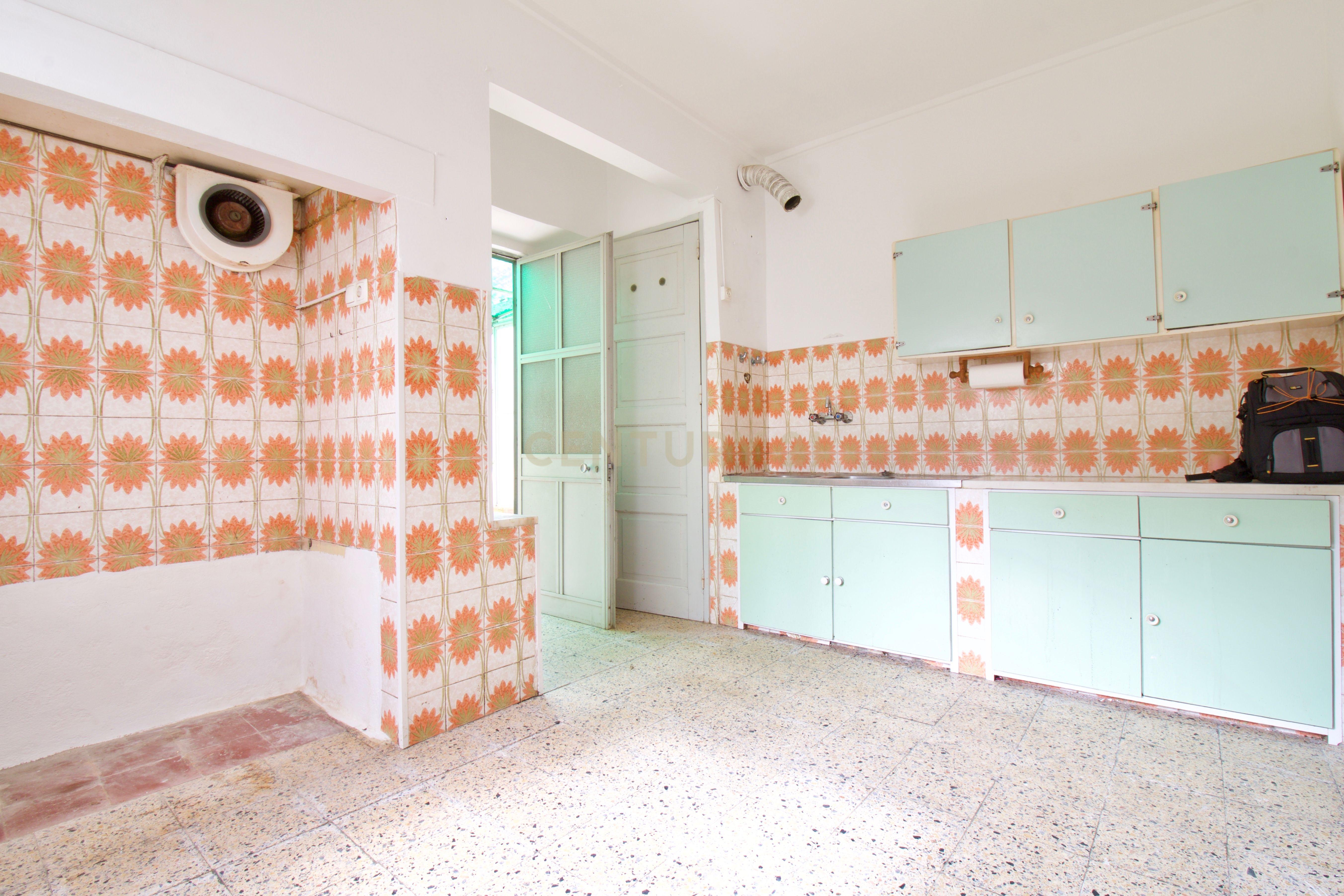 Apartamento com 2 quartos no centro de Mem Martins com Logradouro - Image 4