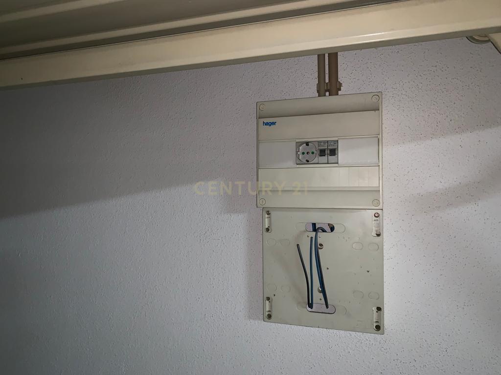 Garagem 15m2 no centro de Mem Martins - Image 6