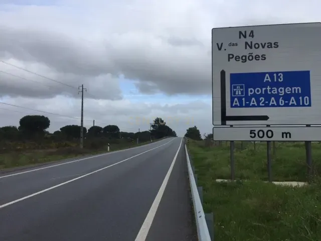 Terreno em Pegões Velhos com 16901 m2 - Image 2