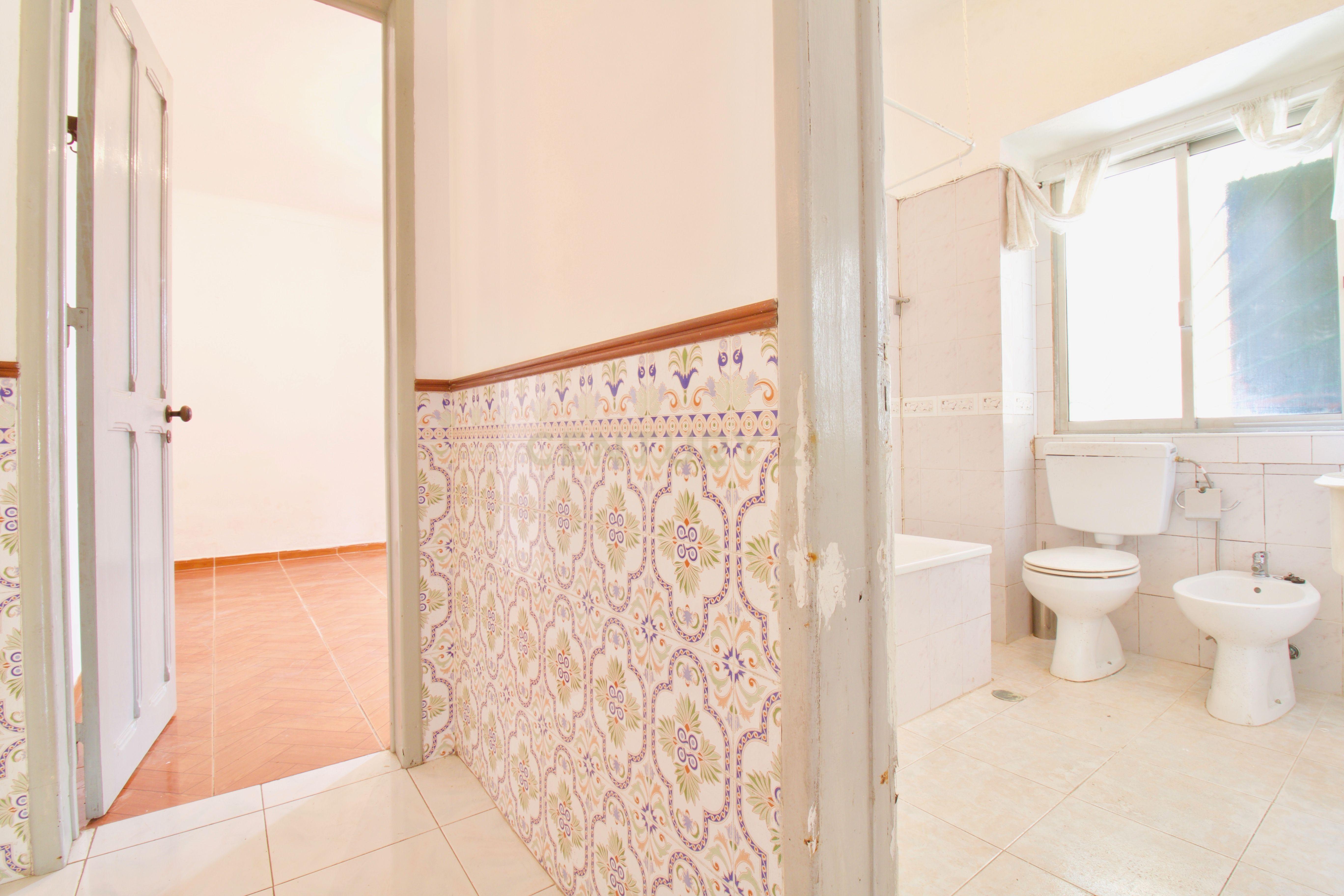 Apartamento com 2 quartos no centro de Mem Martins com Logradouro - Image 22