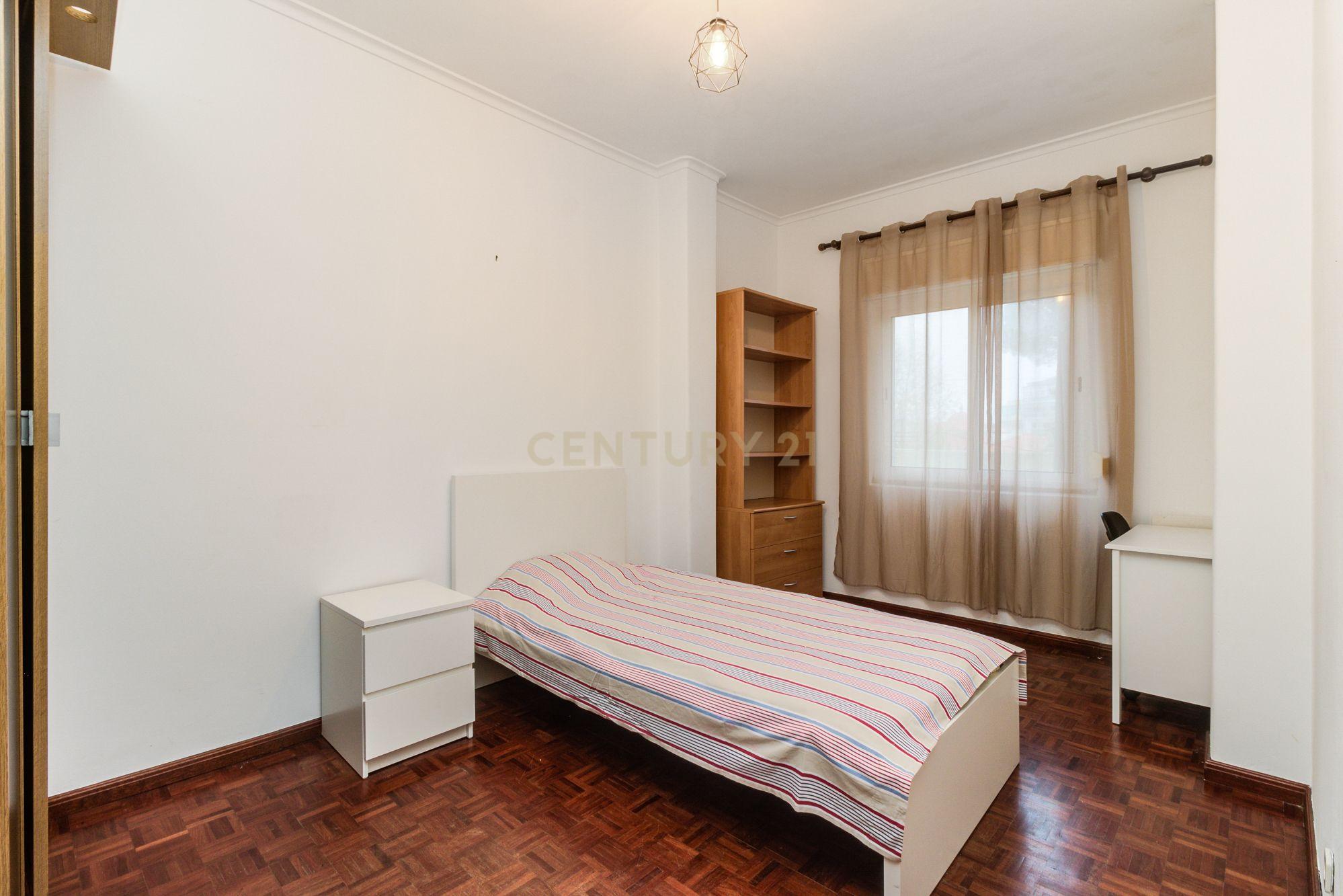 T5 Mina Amadora | Terraço - Image 18