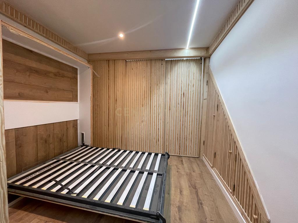 Apartamento totalmente remodelado em Santa Catarina - Image 5