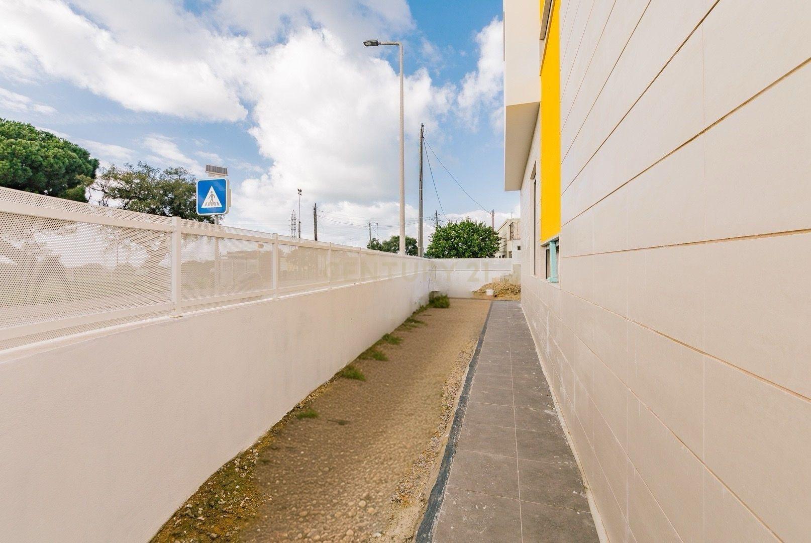 Moradia T4 em Santo António da Charneca – Barreiro, Vinha da Padeira - Image 45