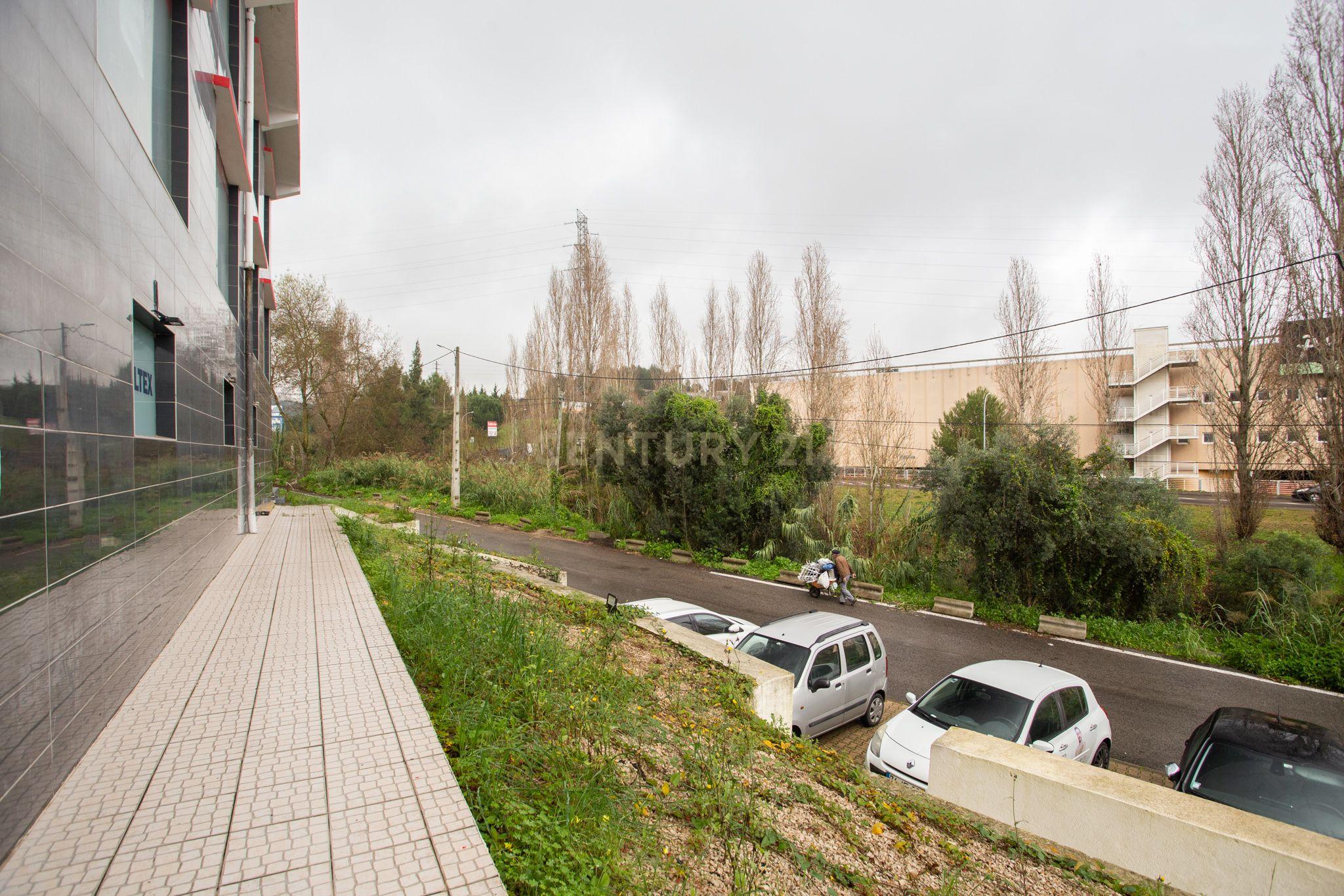 Loja em Odivelas , prédio Comercial Junto ao Strada Outlet - Image 21