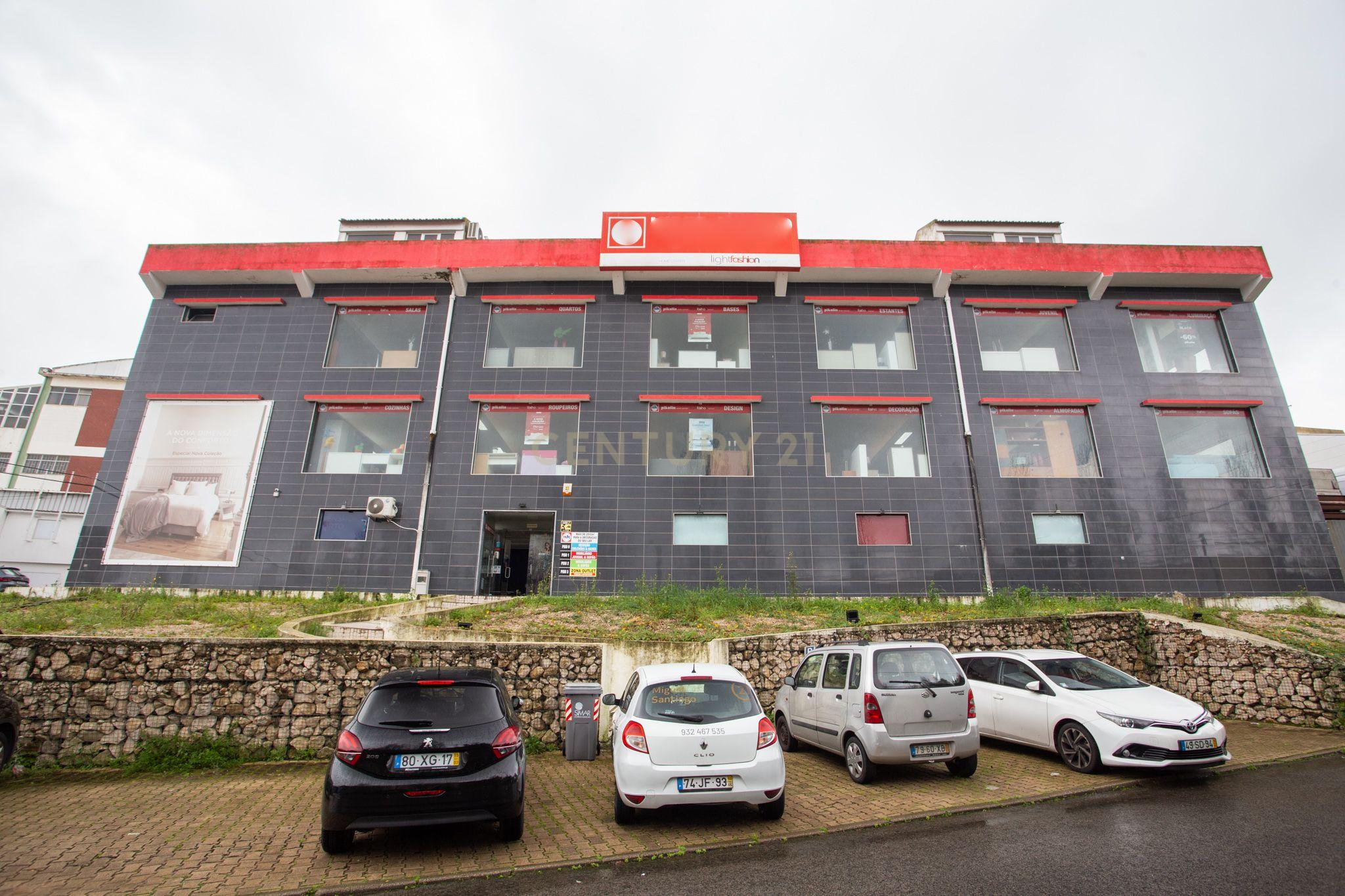 Loja em Odivelas , prédio Comercial Junto ao Strada Outlet - Image 2