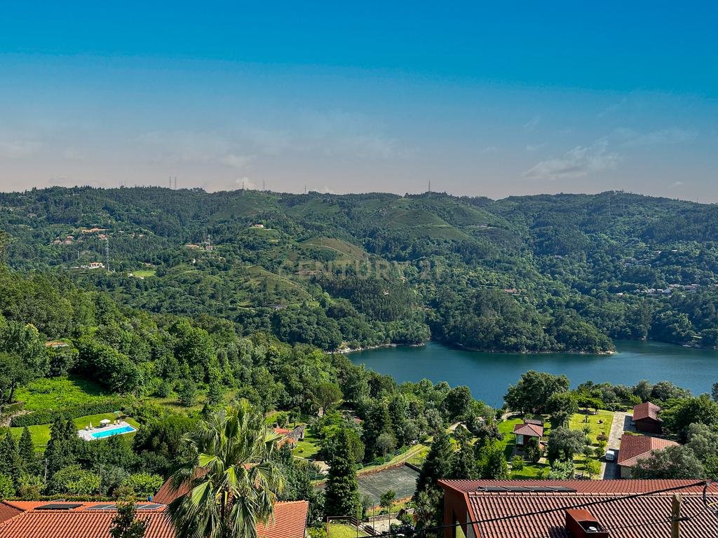 Moradia com ancoradouro em Valdosende - Image 12