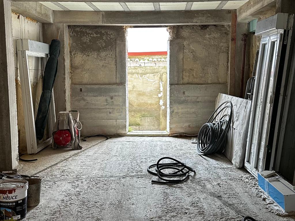 Prédio Semi Remodelado na Fonte Nova, Setúbal – Projeto Aprovado e Grande Potencial - Image 6