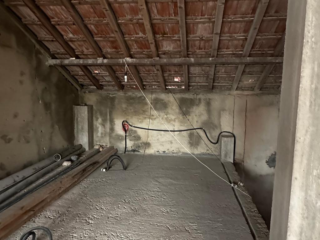 Prédio Semi Remodelado na Fonte Nova, Setúbal – Projeto Aprovado e Grande Potencial - Image 11