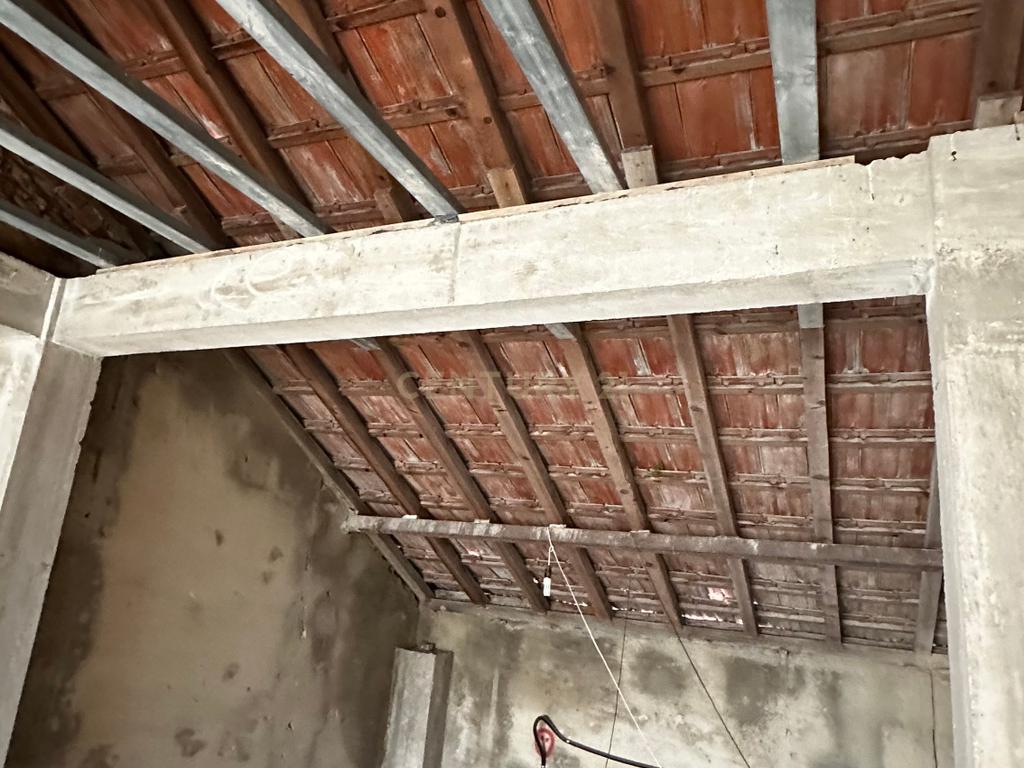 Prédio Semi Remodelado na Fonte Nova, Setúbal – Projeto Aprovado e Grande Potencial - Image 12