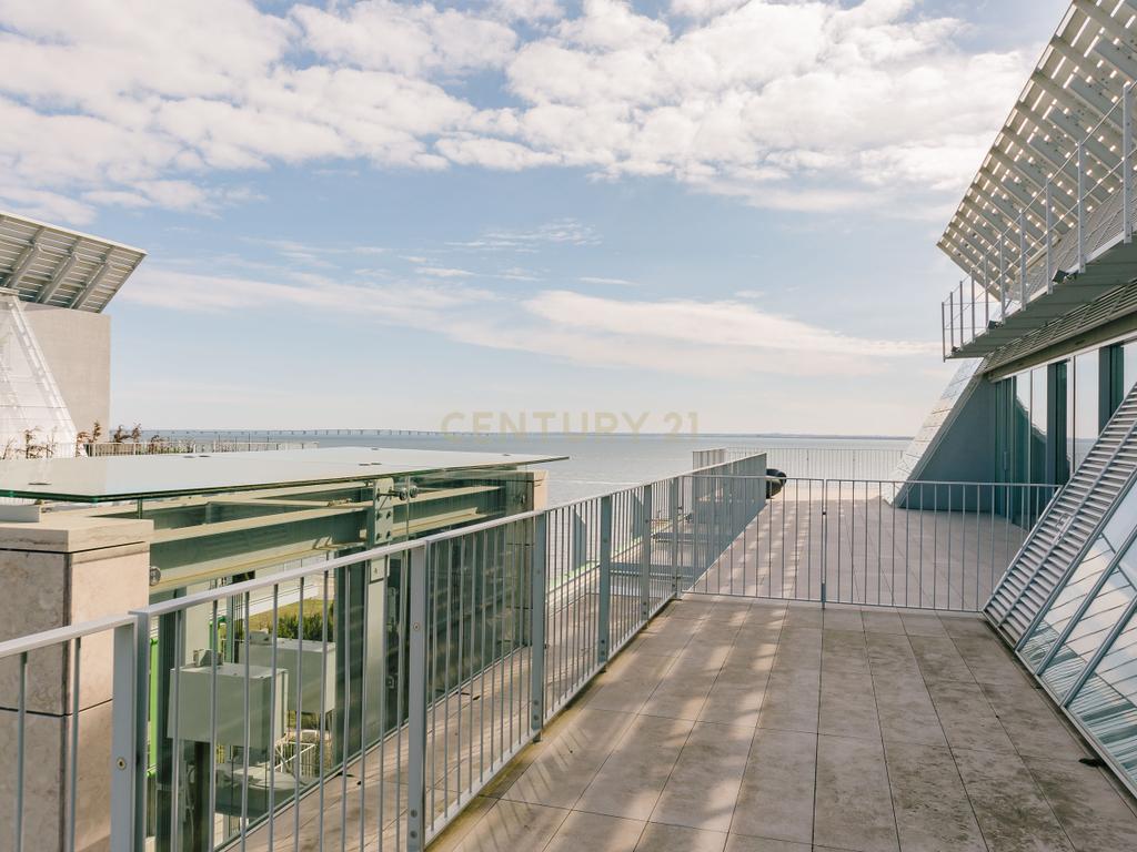 Fantástico T5 Duplex com Terraço e vista de Rio- Prata Riverside Village! - Image 20