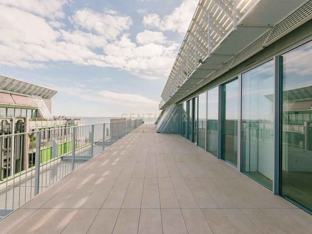 Fantástico T5 Duplex com Terraço e vista de Rio- Prata Riverside Village! - Image 21