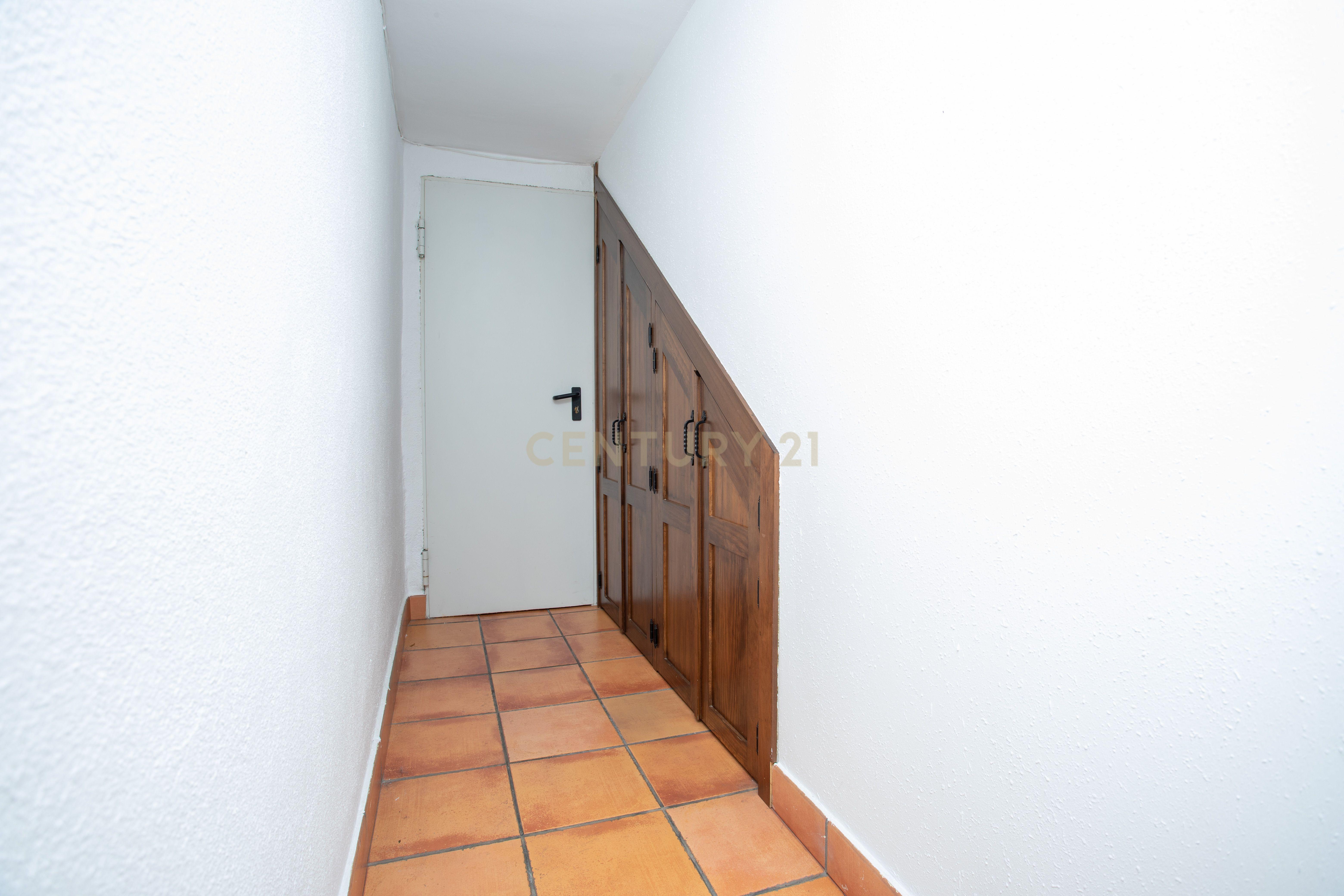 - Image 70