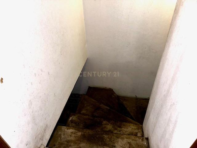 Moradia de 3 frentes no Bairro do Pereiró - Ramalde - Image 31