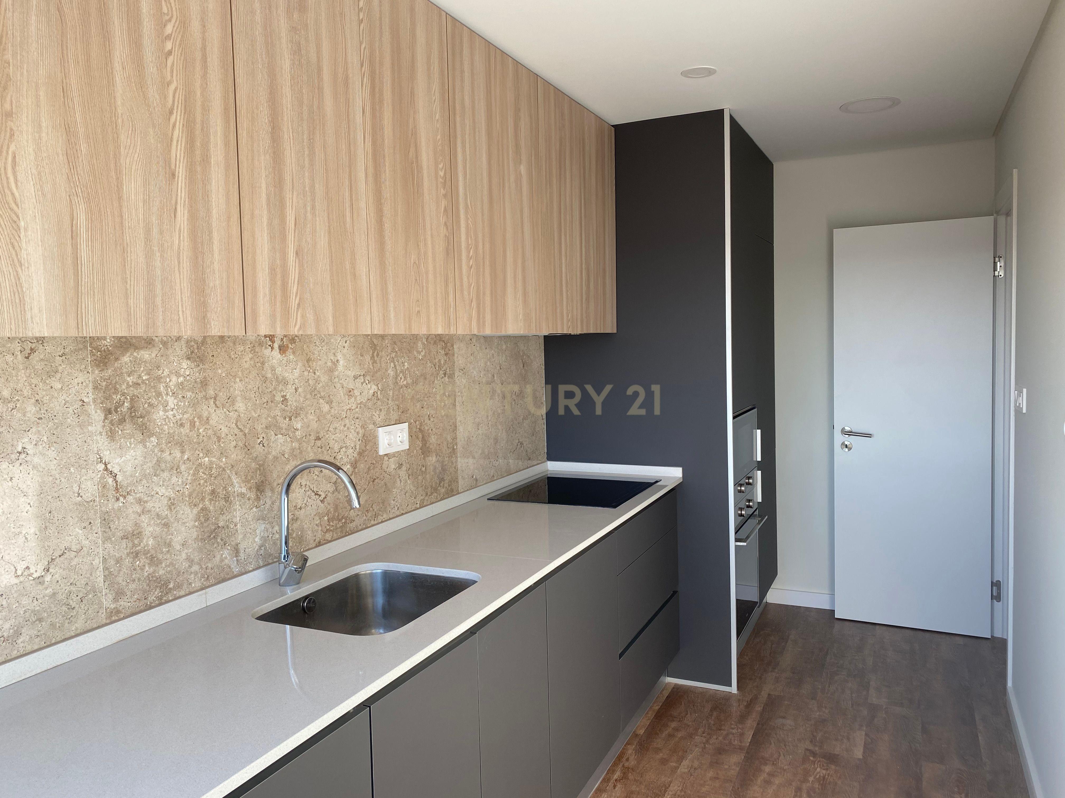 T2 Torre Marinha - Image 2