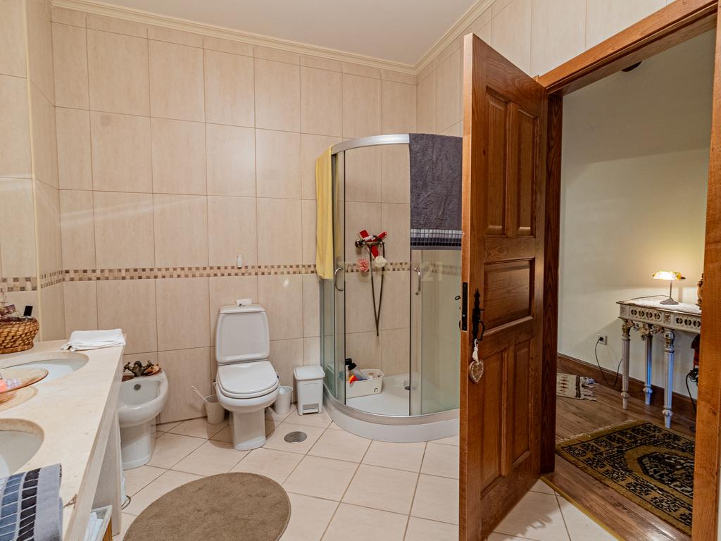 Moradia T4 em Carção - Bragança - Image 22