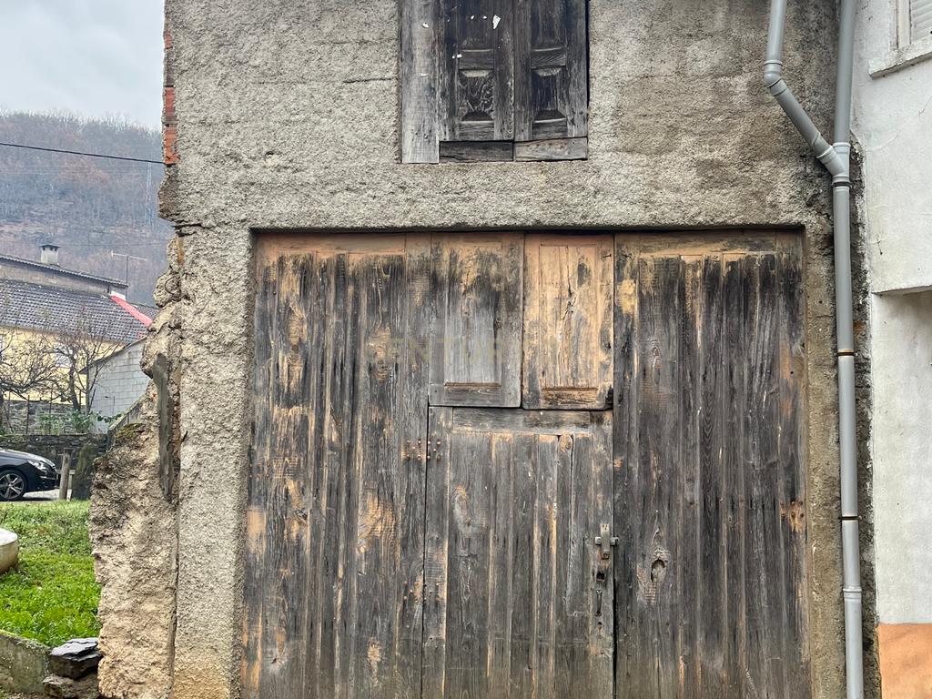 Moradia para Reabilitar - França, Bragança - Image 6