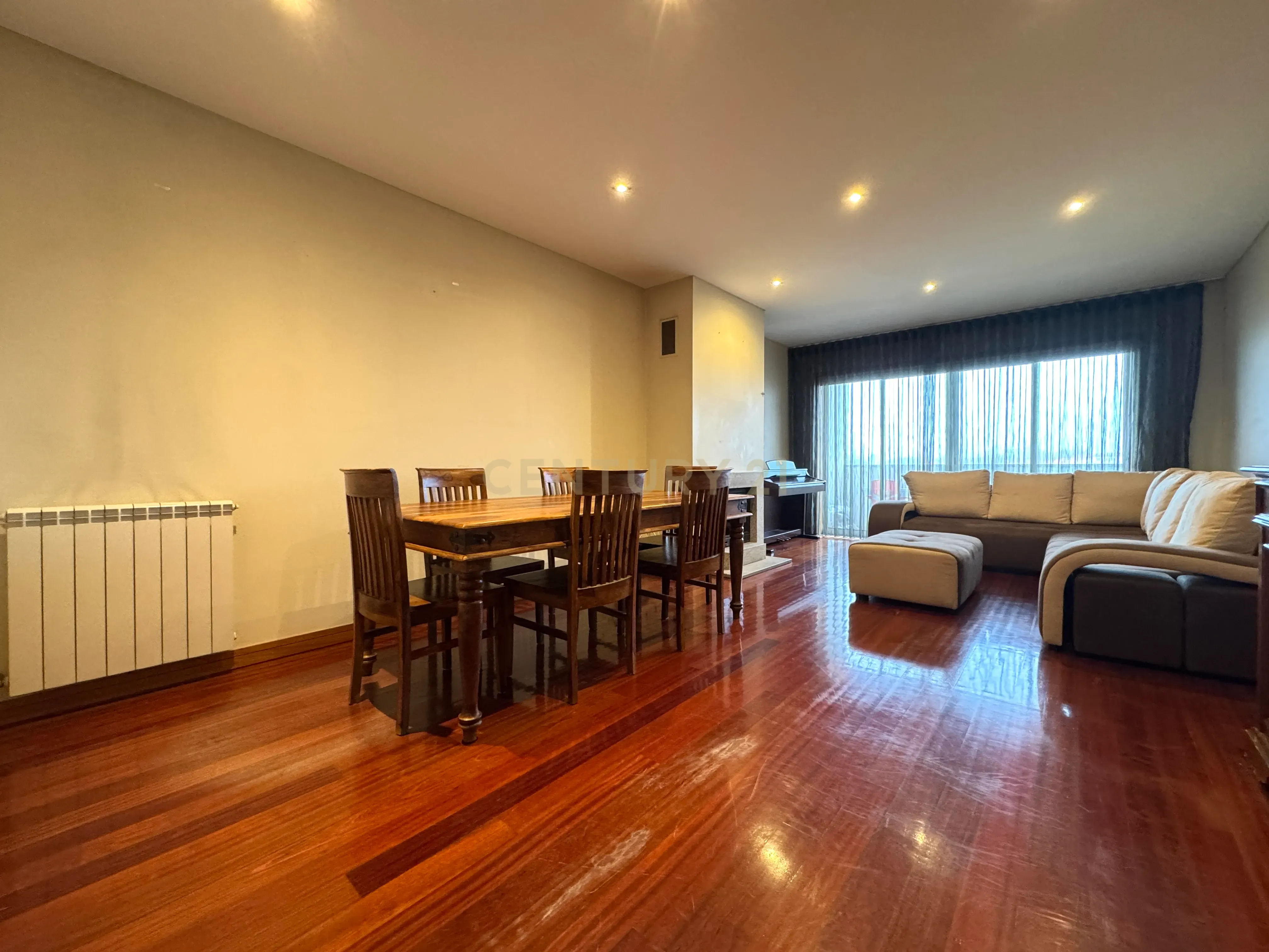 Apartamento com dois quartos em Condomínio Fechado com piscina aquecida e parque de ténis em Vila do Conde, Porto - Image 3