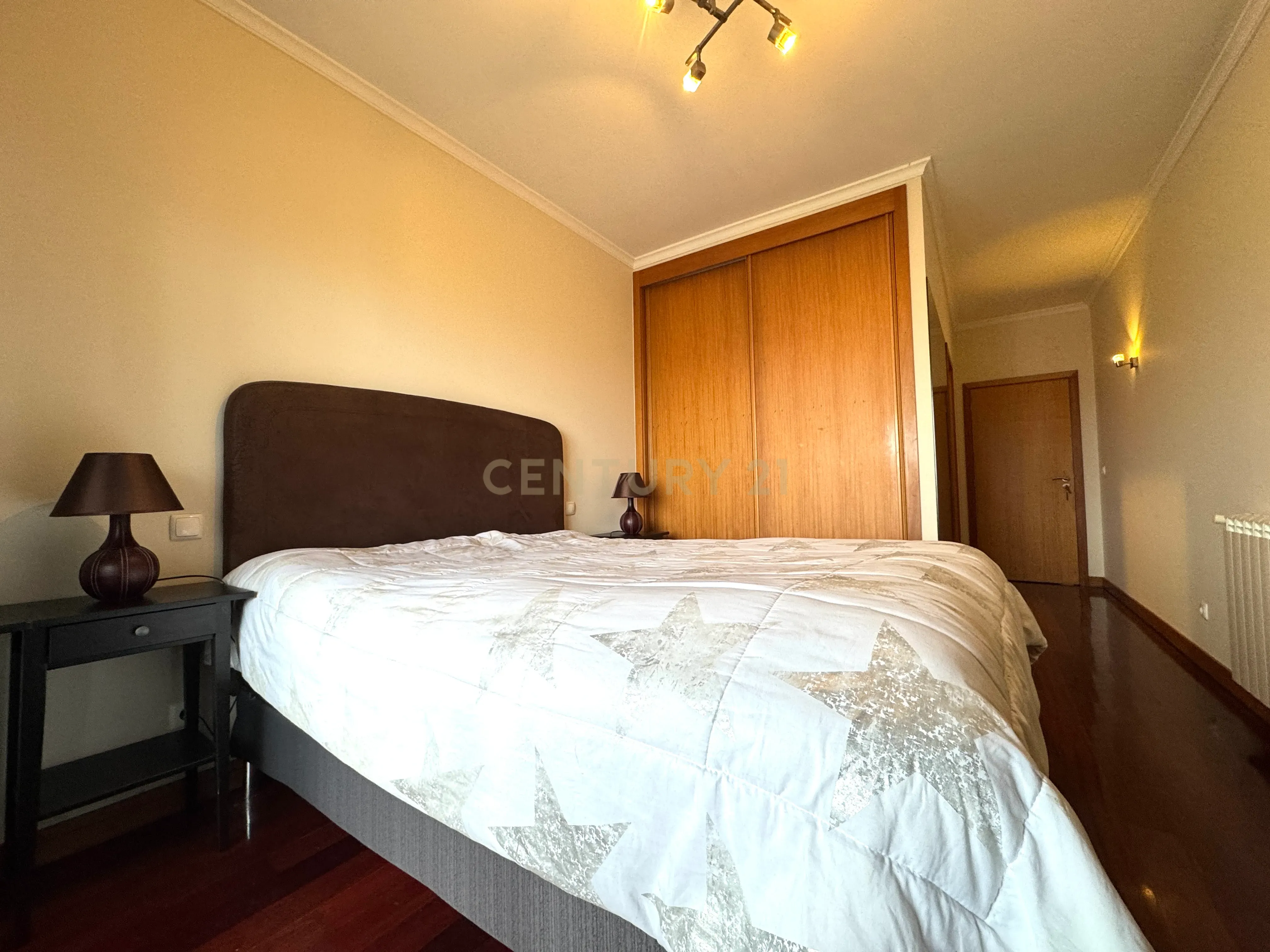 Apartamento com dois quartos em Condomínio Fechado com piscina aquecida e parque de ténis em Vila do Conde, Porto - Image 10