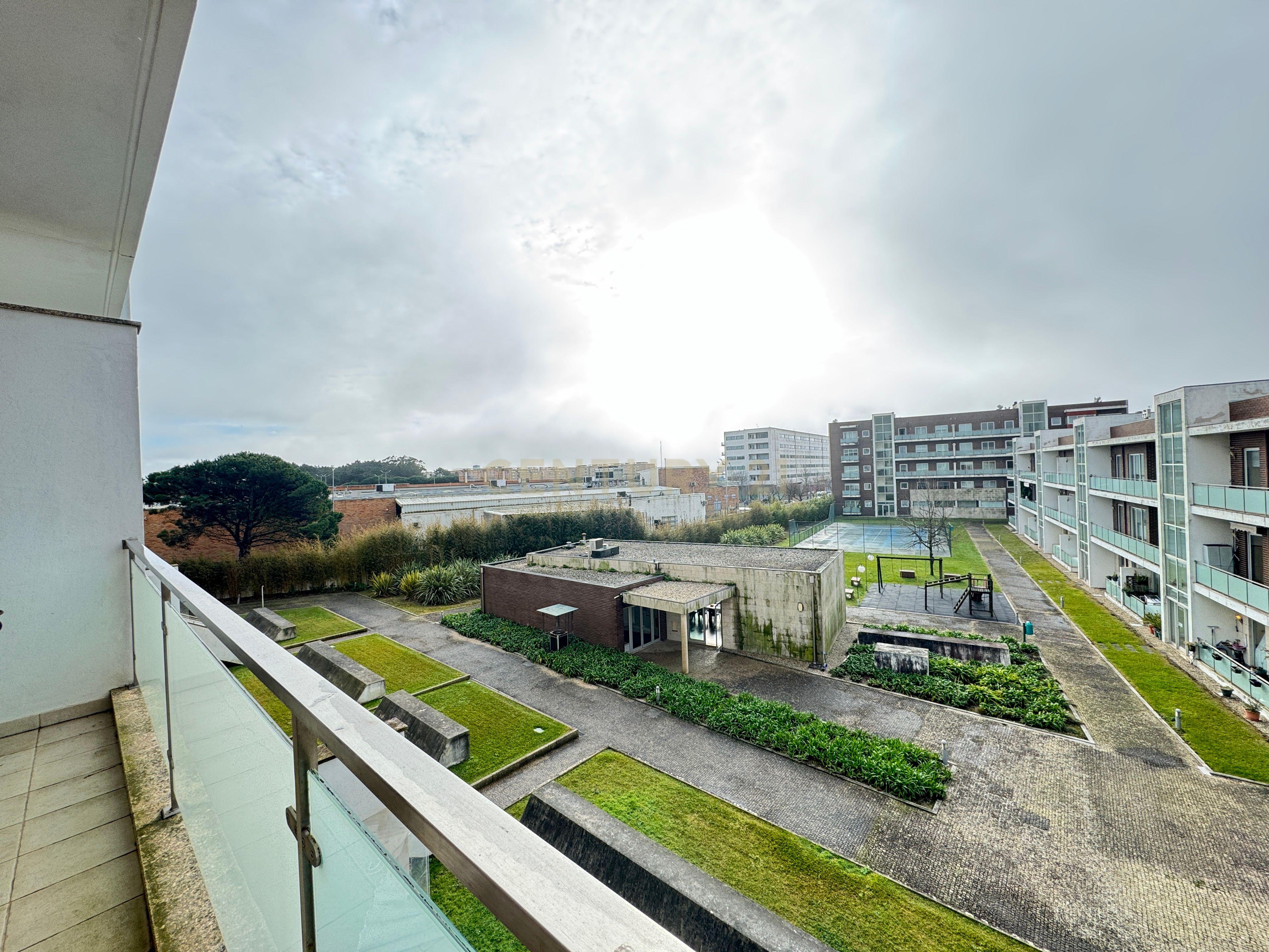 Apartamento com dois quartos em Condomínio Fechado com piscina aquecida e parque de ténis em Vila do Conde, Porto - Image 18