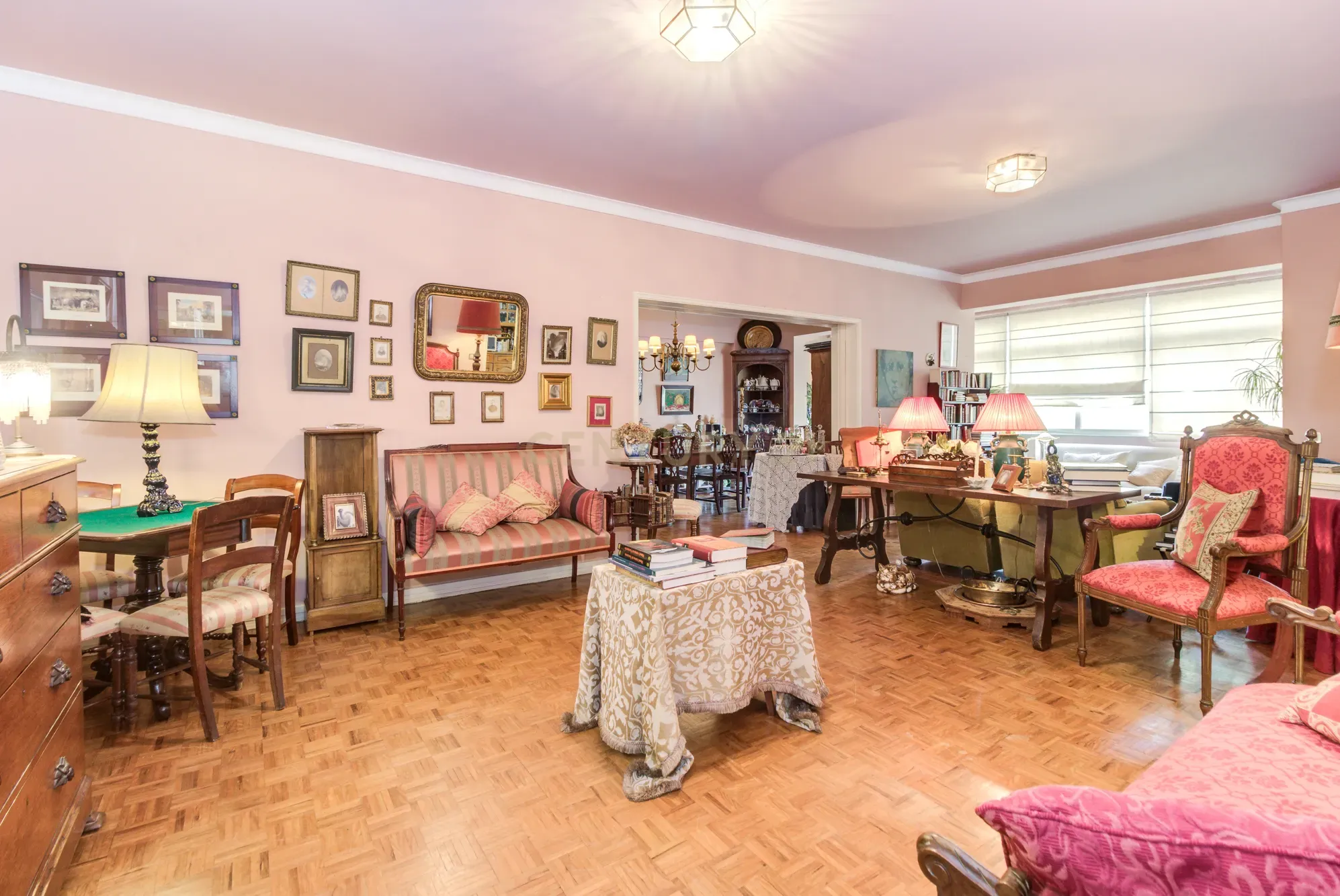 Apartamento T5 para Venda em S. Domingos de Benfica - Image 6