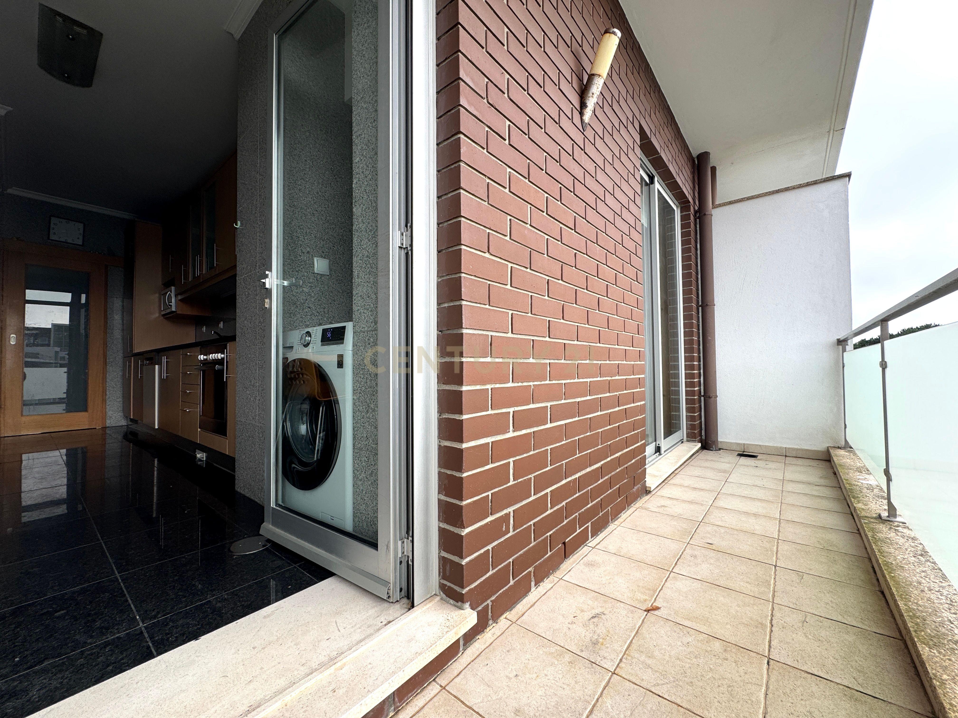 Apartamento com dois quartos em Condomínio Fechado com piscina aquecida e parque de ténis em Vila do Conde, Porto - Image 17