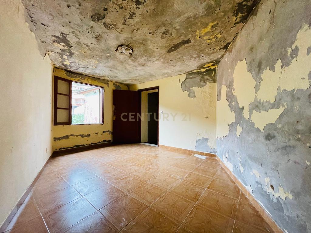 Moradia T2 - Antiga em pedra - Machico - Image 9