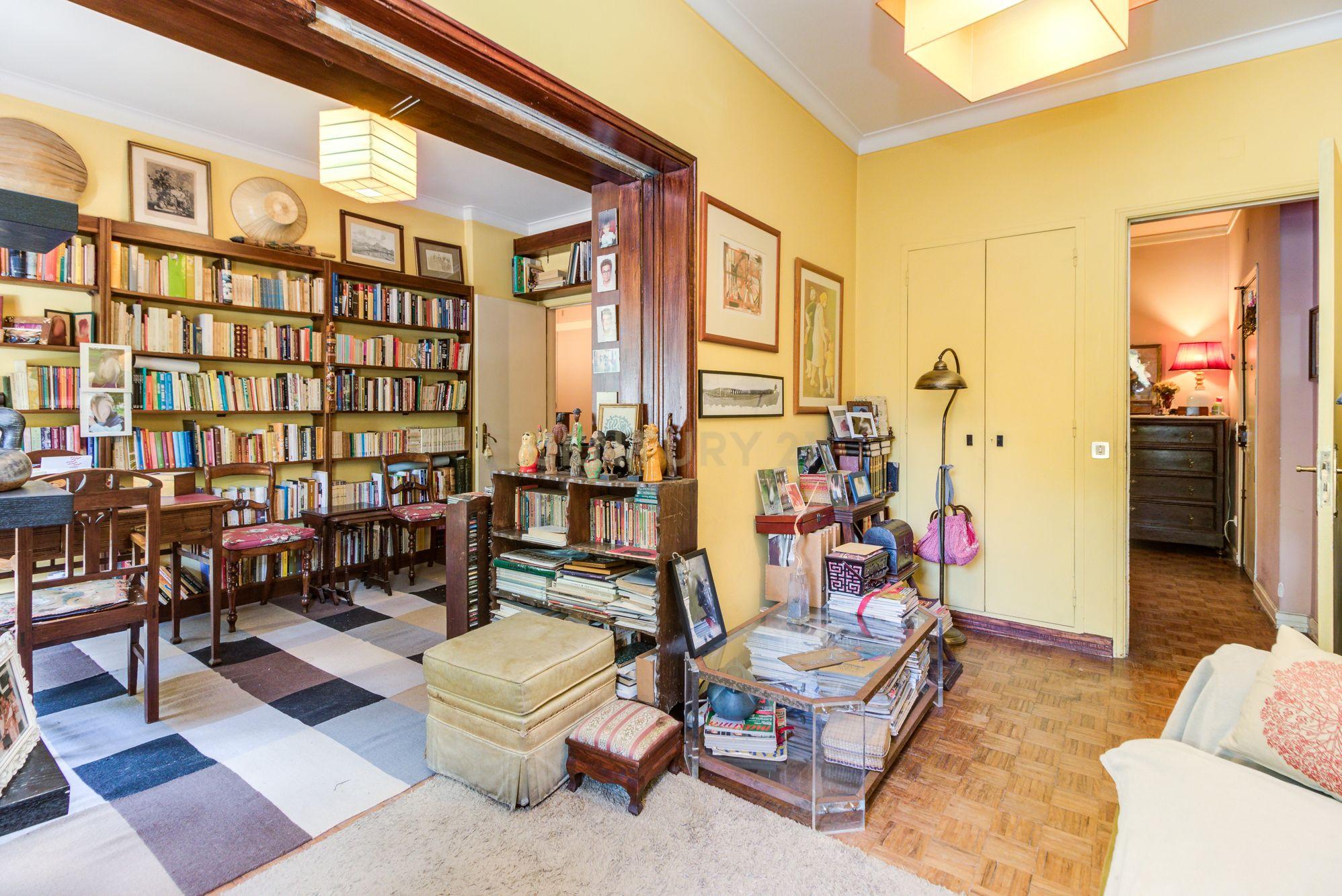 Apartamento T5 para Venda em S. Domingos de Benfica - Image 15