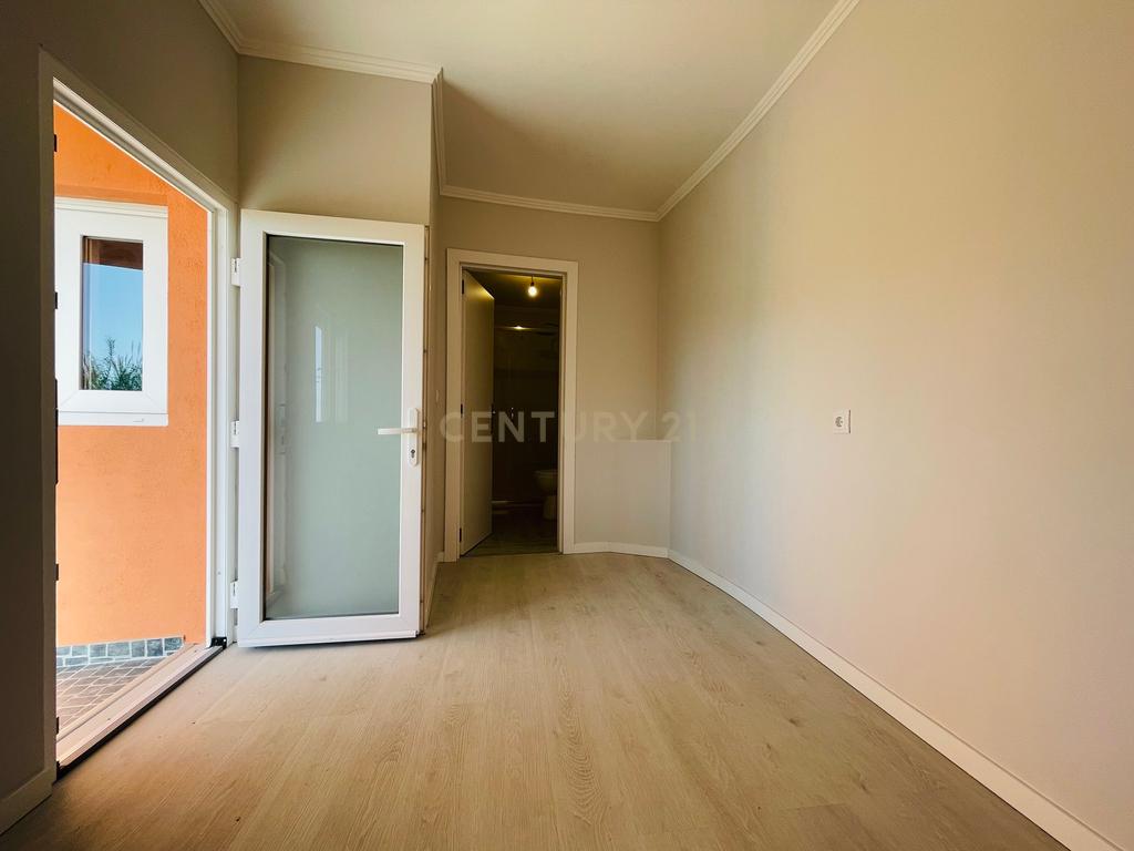 Moradia T3 (completamente remodelada) - Arco da Calheta - Calheta - Image 11