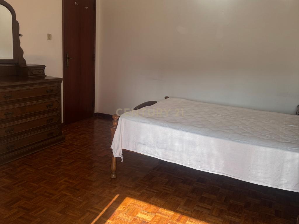 Apartamento de 4 assoalhadas para arrendamento nas Amoreiras/Bairro do Liceu! - Image 24