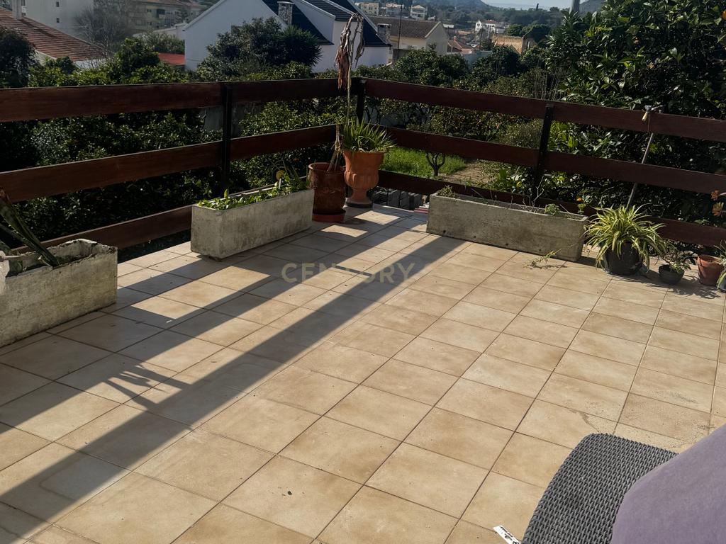Apartamento de 4 assoalhadas para arrendamento nas Amoreiras/Bairro do Liceu! - Image 29