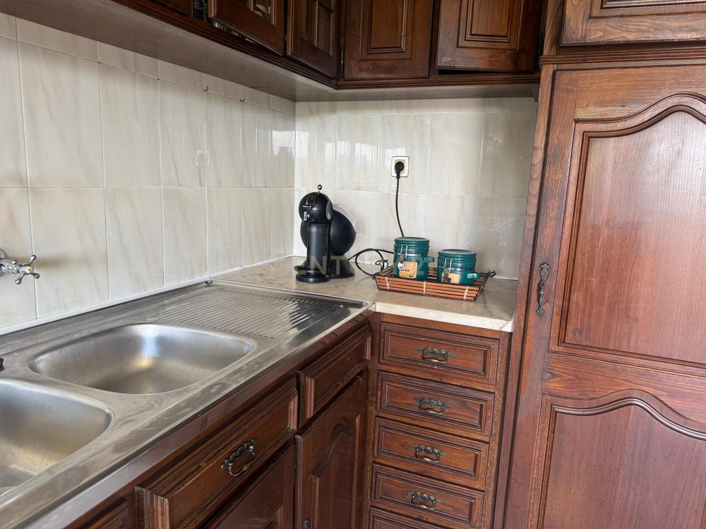 Apartamento de 4 assoalhadas para arrendamento nas Amoreiras/Bairro do Liceu! - Image 14