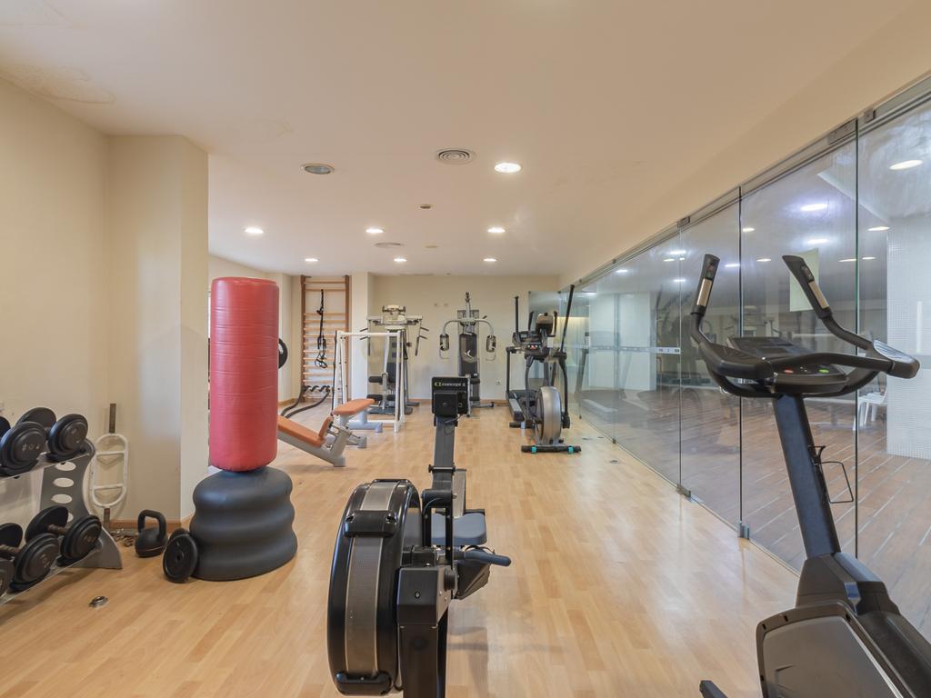 Apartamento T2 Moderno com garagem, piscina e ginásio em Lagos - Image 18