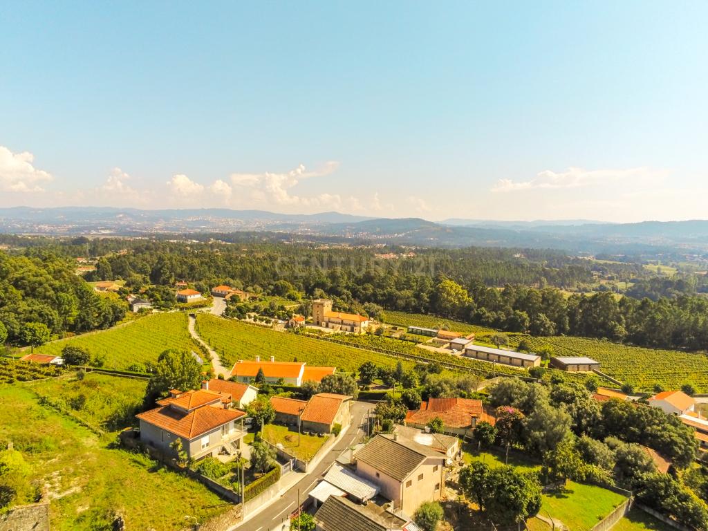 Terreno para construção de moradia em Oliveira, Barcelos - Image 4
