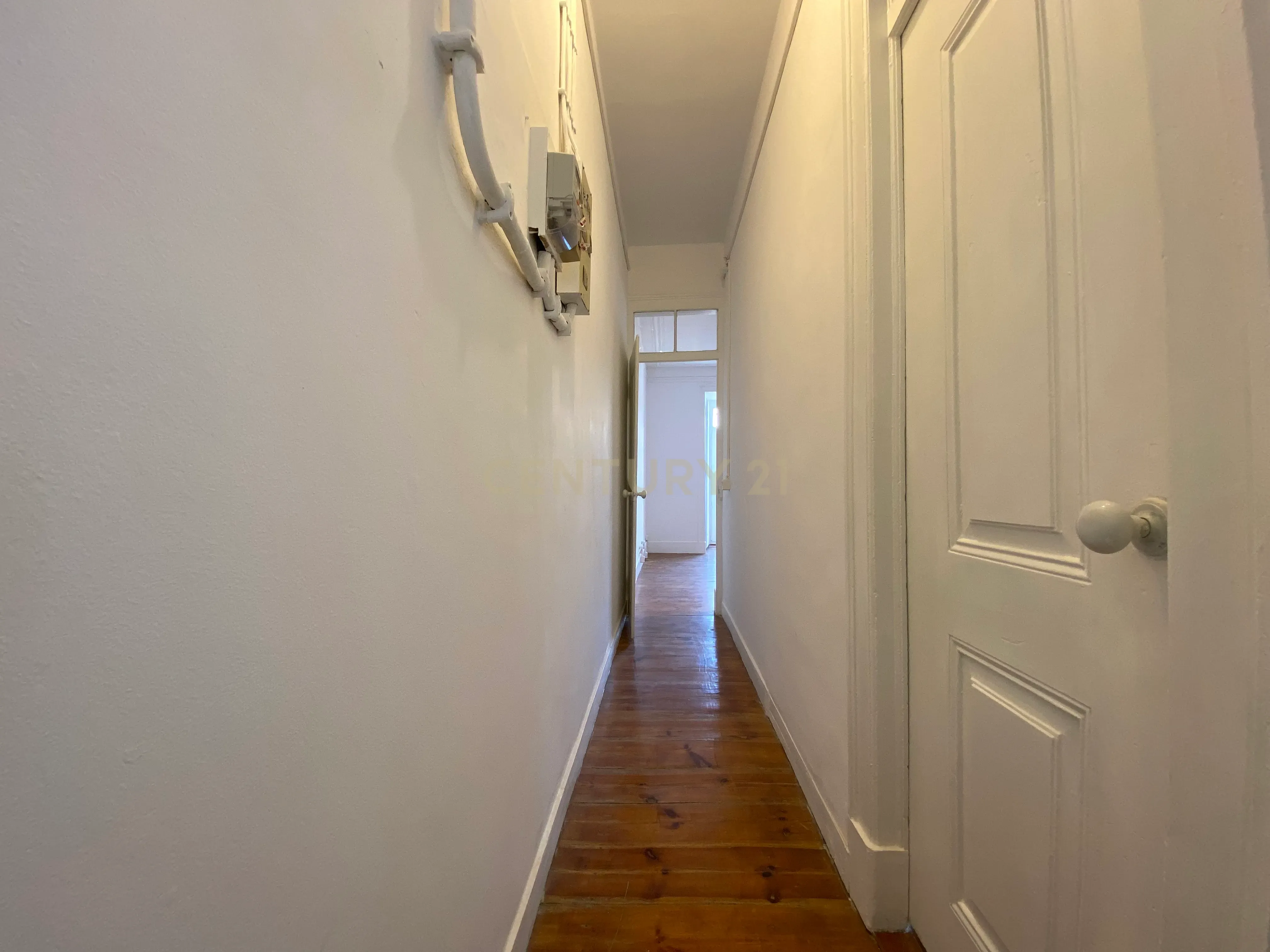 Apartamento T1 - Rua da Atalaia - Bairro Alto - Image 5