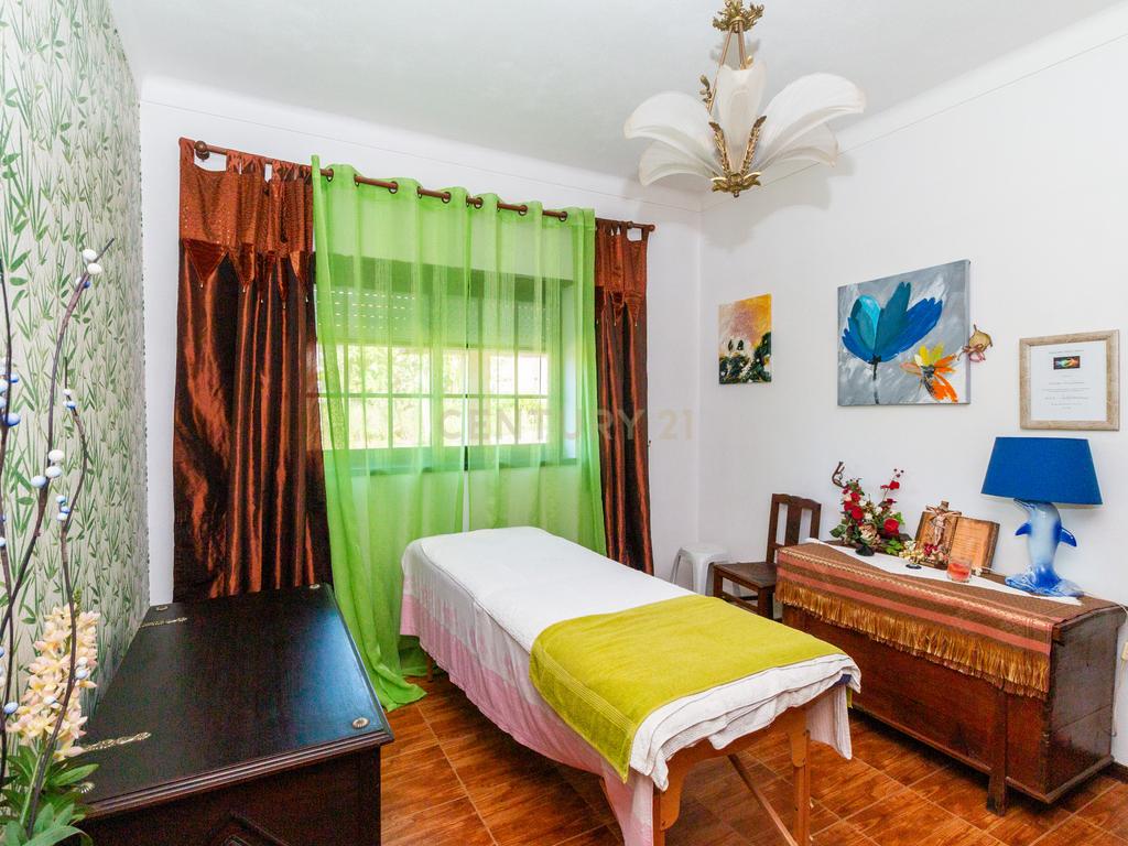 Moradia T5 em Évora de Alcobaça - Image 28