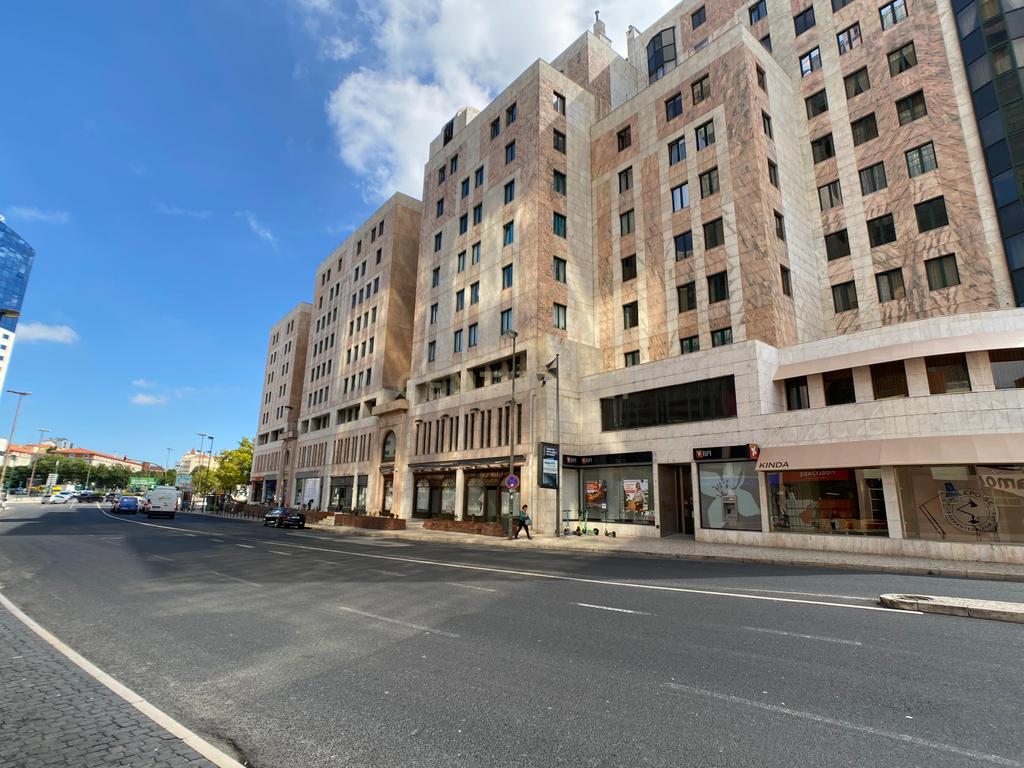 Espaço Comercial - Loja - 628 m2 nas Amoreiras - Image 9